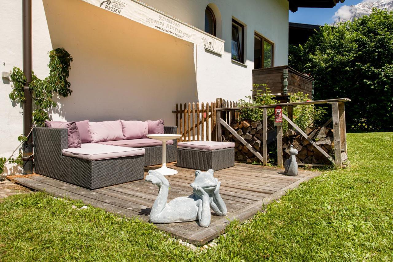 Tyrol Appartements Ehrwald Buitenkant foto