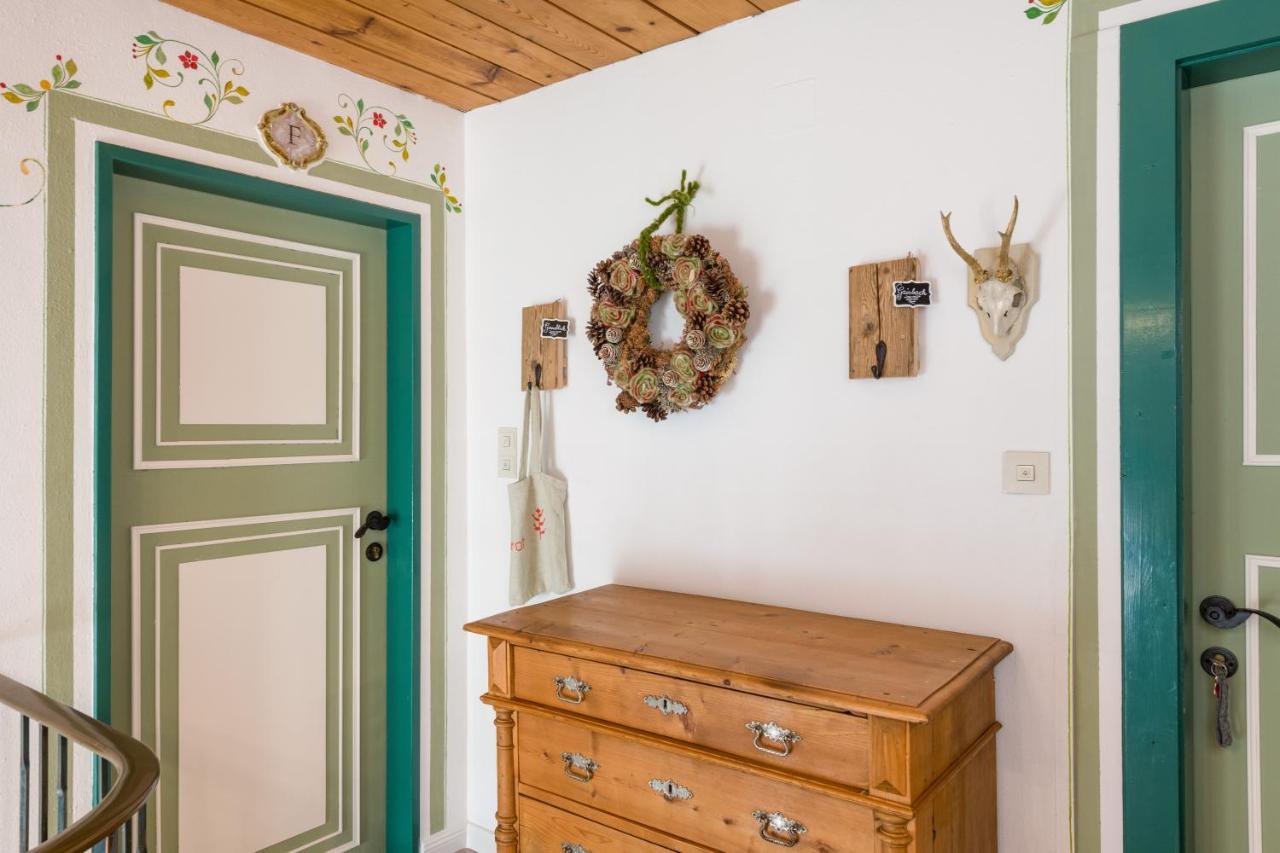 Tyrol Appartements Ehrwald Buitenkant foto