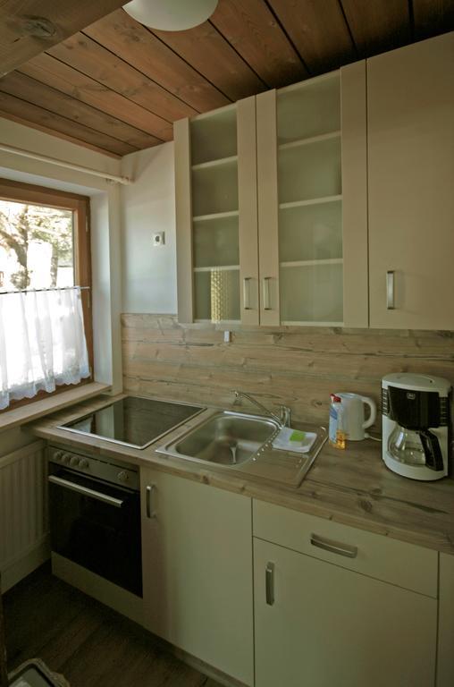 Tyrol Appartements Ehrwald Buitenkant foto