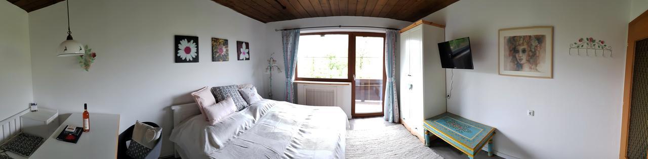 Tyrol Appartements Ehrwald Buitenkant foto